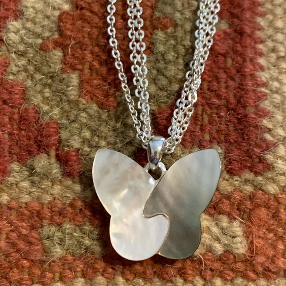 Boho Shell Butterfly Pendant Necklace - Picture 8 of 13